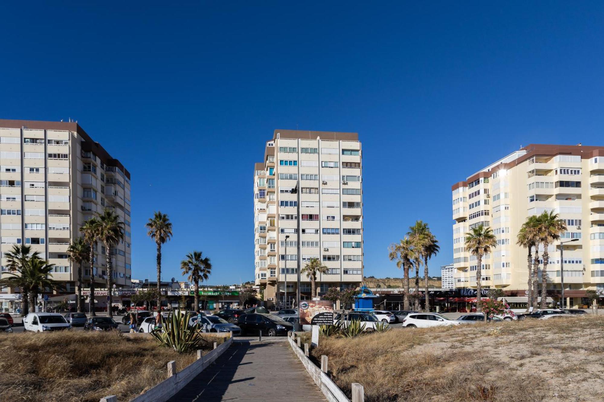 Wonderful Studio Apartment In Front Of The Beach Costa de Caparica Zewnętrze zdjęcie