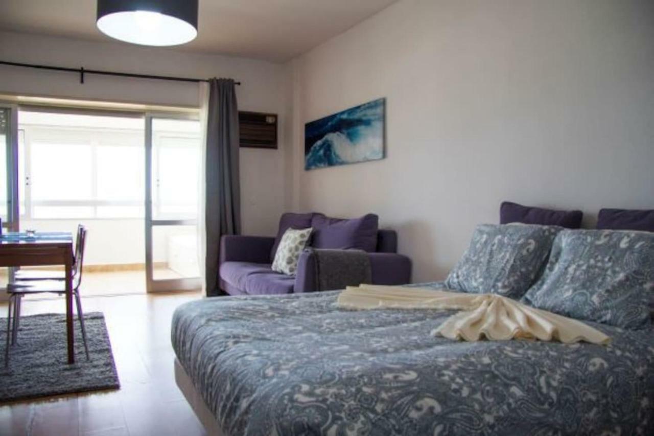 Wonderful Studio Apartment In Front Of The Beach Costa de Caparica Zewnętrze zdjęcie