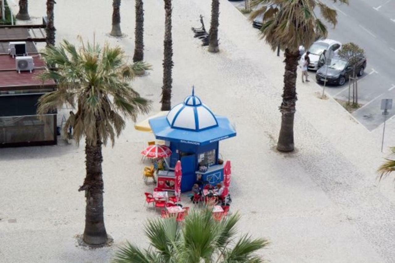 Wonderful Studio Apartment In Front Of The Beach Costa de Caparica Zewnętrze zdjęcie