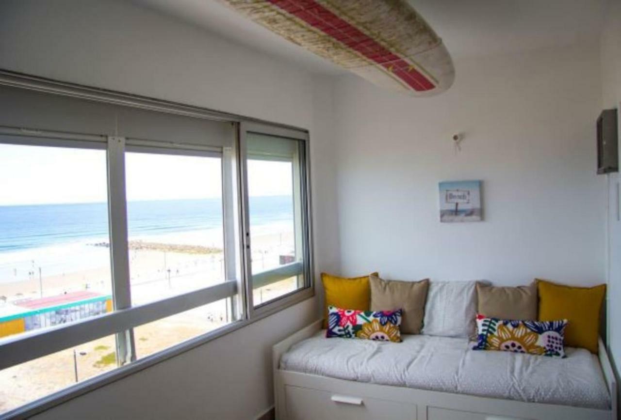 Wonderful Studio Apartment In Front Of The Beach Costa de Caparica Zewnętrze zdjęcie